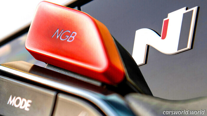 И начальник линий 718 и 911 в Porsche, и человек, стоящий за GT3, были глубоко впечатлены кроссовером Hyundai мощностью 641 л.с.